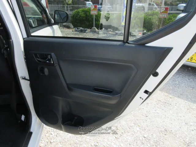 ダイハツ ミライース