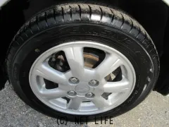 ダイハツ ミライース
