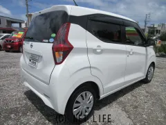 日産 デイズ