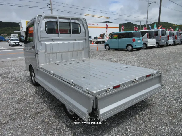 日産 NT100クリッパー