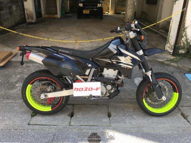 スズキ DR-Z400 SM・2005(H17)初度登録(届出)年・黒・400cc・松田 