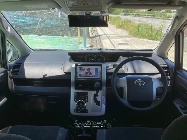 トヨタ ヴォクシー