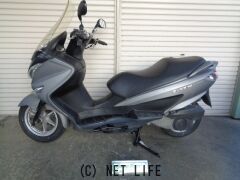 スズキ バーグマン200