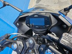 スズキ ジクサーSF250