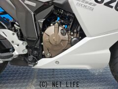 スズキ ジクサーSF250