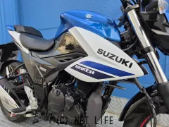 スズキ ジクサー