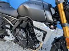 スズキ GSX8-T
