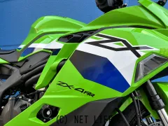 カワサキ ZX4R