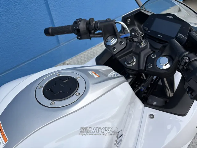 スズキ ジクサーSF250