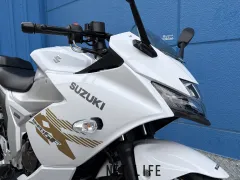 スズキ ジクサーSF250