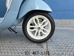 ベスパ LX