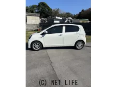 ダイハツ ミライース