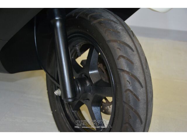 定休日は日曜日。店舗裏に駐車場あり。当店お客様での定期ツーリングも開催しています スズキ アドレス125