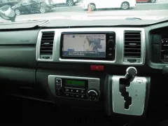 トヨタ ハイエースバン