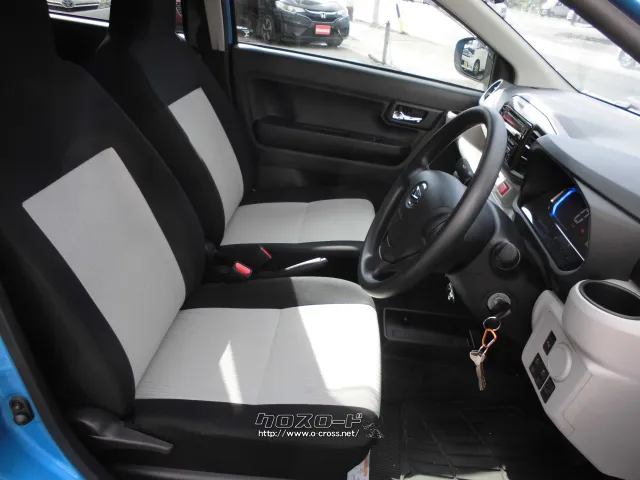 ダイハツ ミライース