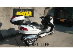 スズキ スカイウェイブ650