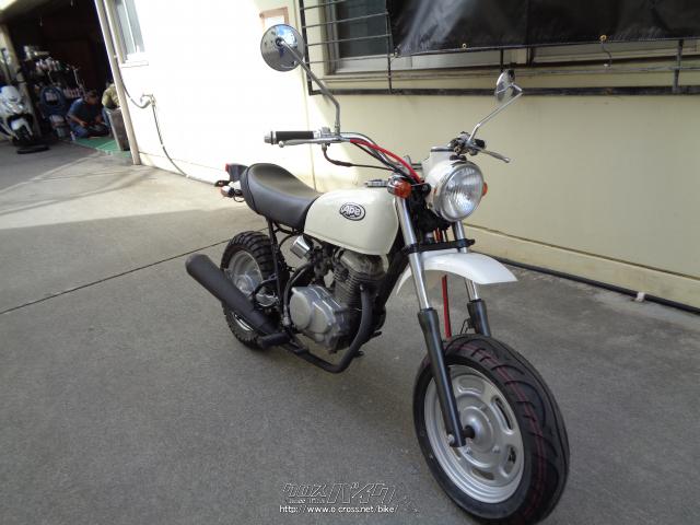 ホンダ エイプ50 人気のキャブモデル・2005(H17)初度登録(届出)年・白