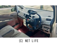 ダイハツ ムーヴ