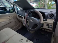 ダイハツ ムーヴ