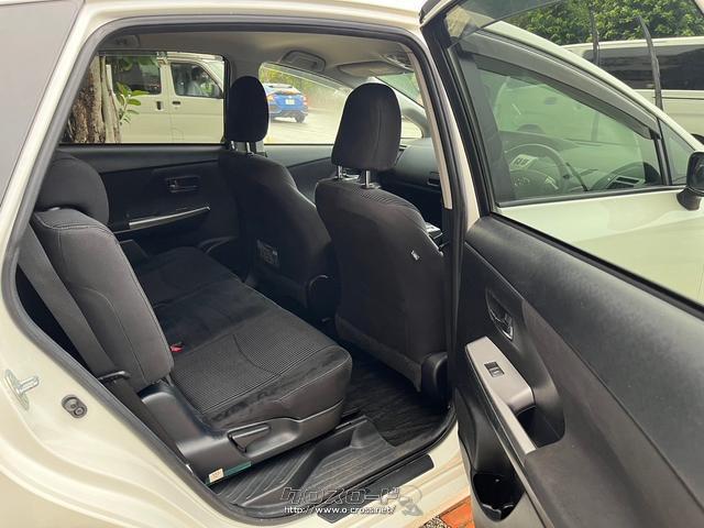 トヨタ プリウスα