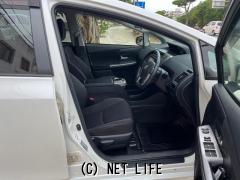 トヨタ プリウスα