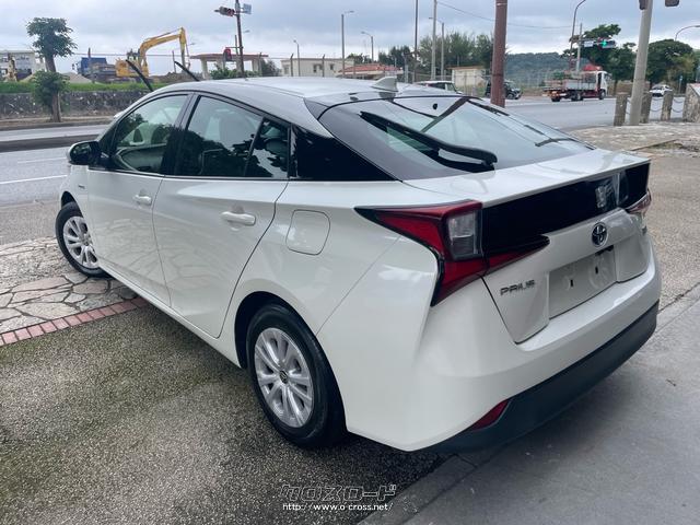 トヨタ プリウス