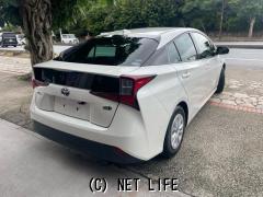 トヨタ プリウス