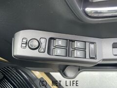 ダイハツ タフト