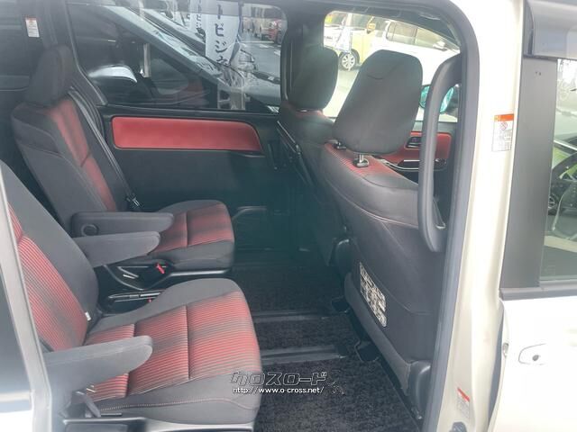 トヨタ ヴォクシー