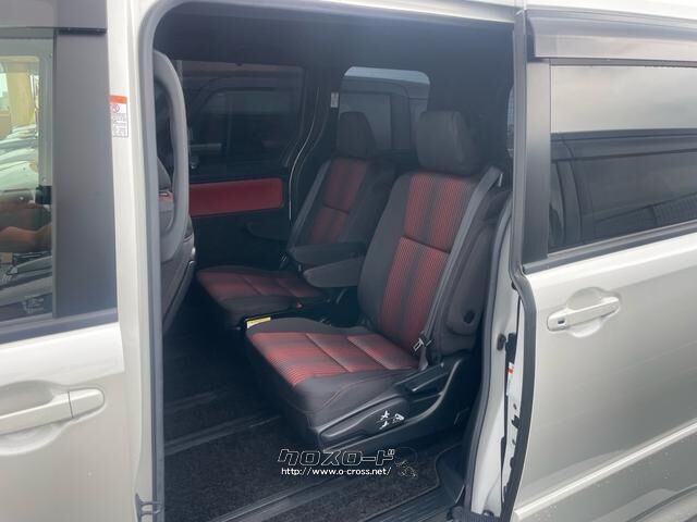 トヨタ ヴォクシー