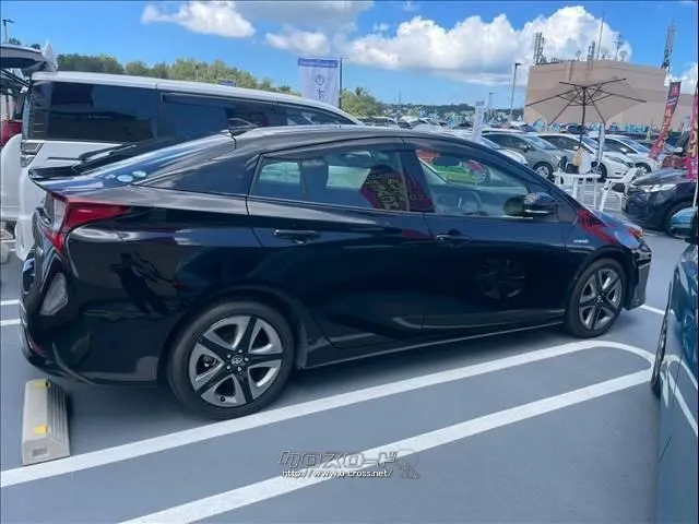 トヨタ プリウス