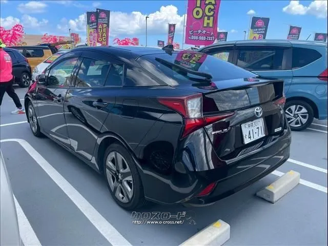 トヨタ プリウス