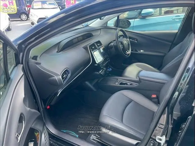 トヨタ プリウス