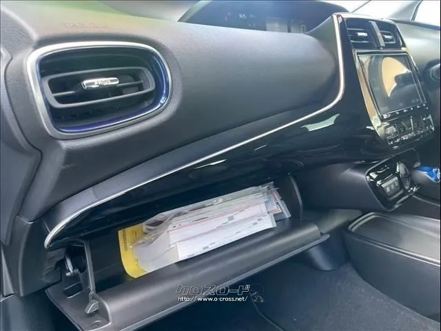 トヨタ プリウス