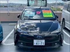 トヨタ プリウス