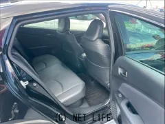 トヨタ プリウス