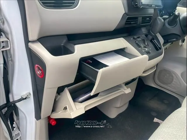 三菱 eKスペース