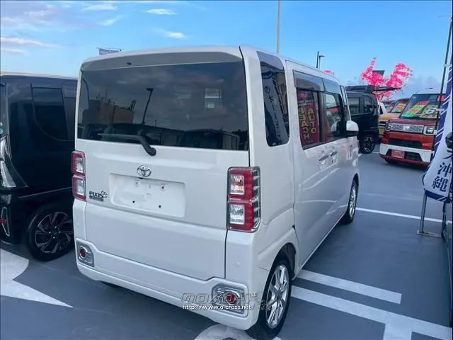 トヨタ ピクシスメガ