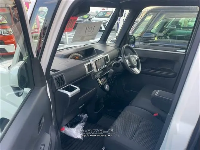 トヨタ ピクシスメガ