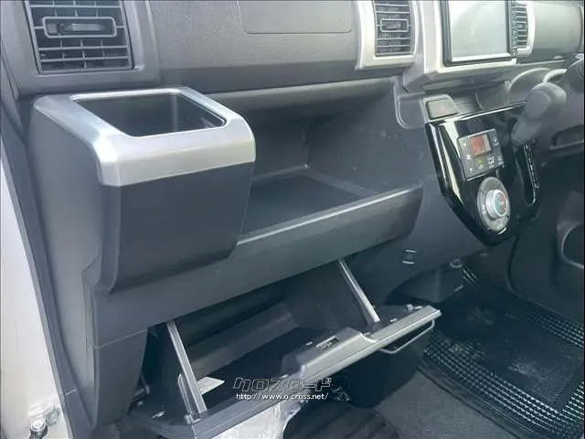 トヨタ ピクシスメガ