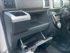 トヨタ ピクシスメガ