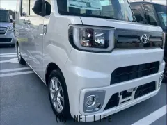 トヨタ ピクシスメガ