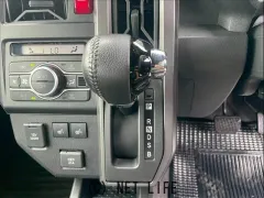 ダイハツ タフト