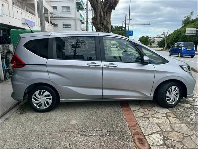 ホンダ フリード+