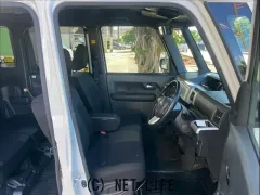 トヨタ ピクシスメガ