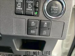 トヨタ ピクシスメガ