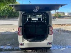 トヨタ ピクシスメガ