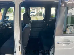 トヨタ ピクシスメガ