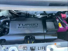 トヨタ ピクシスメガ