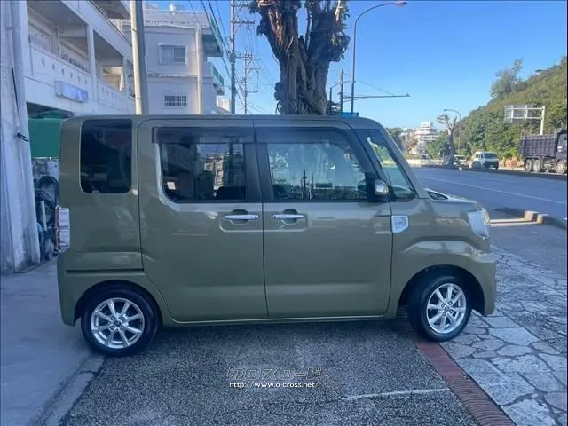 トヨタ ピクシスメガ